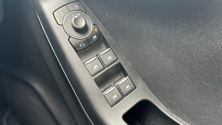 Ford Puma 1.0 EcoBoost Hybrid mHEV Titanium 5dr Petrol Hatchback